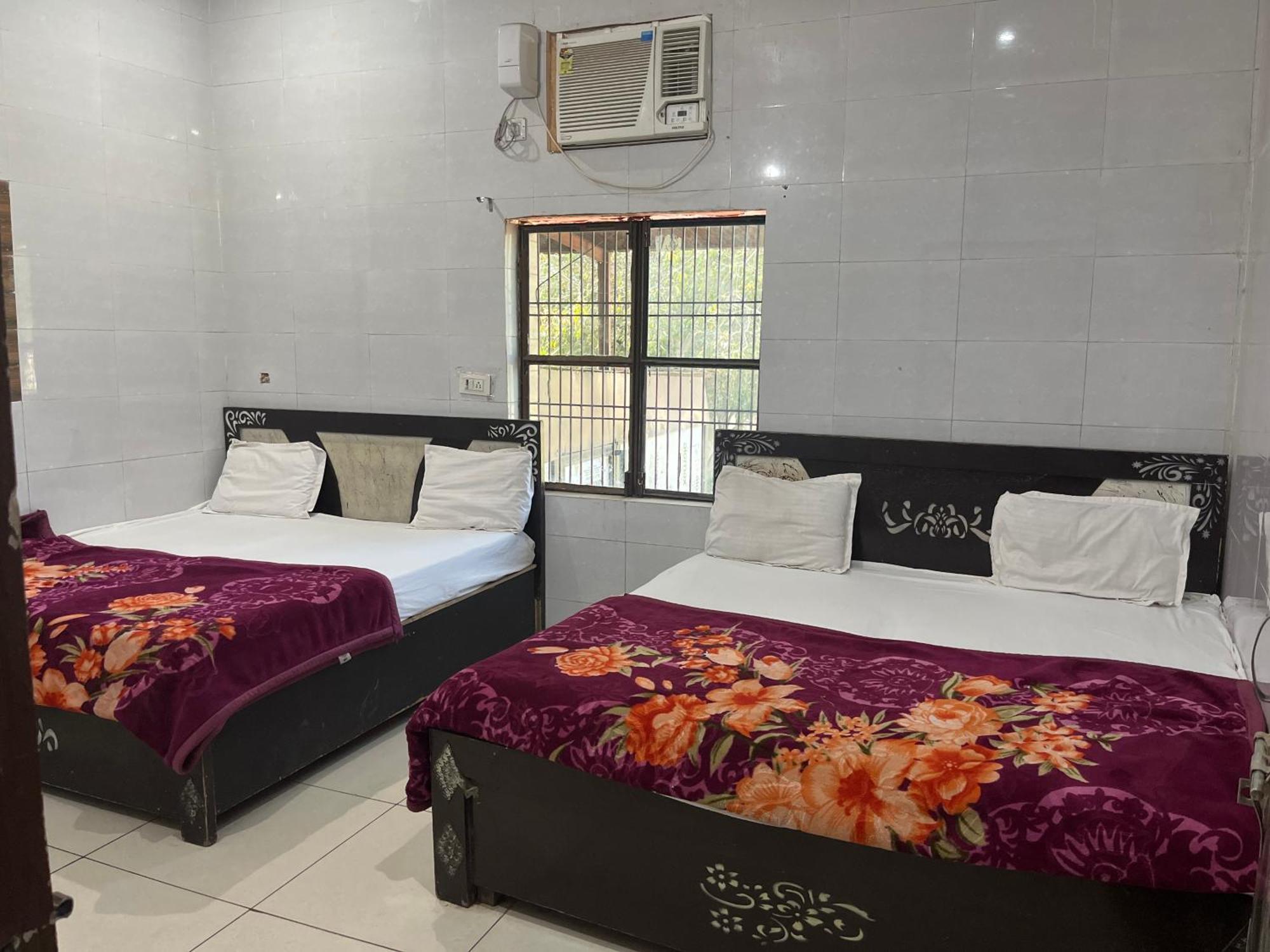 Guest house Keshav Farm